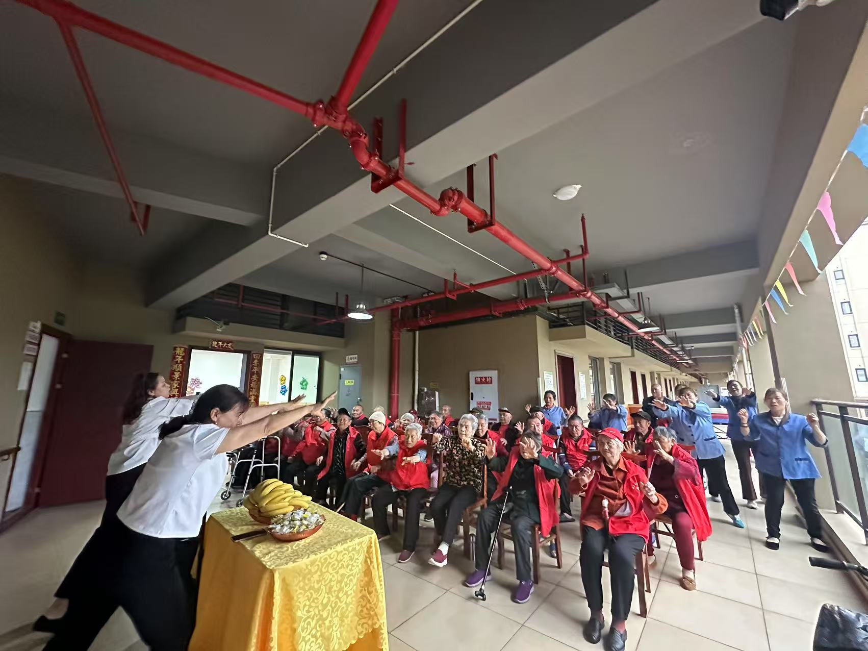 弘扬劳动精神，转达温暖关爱